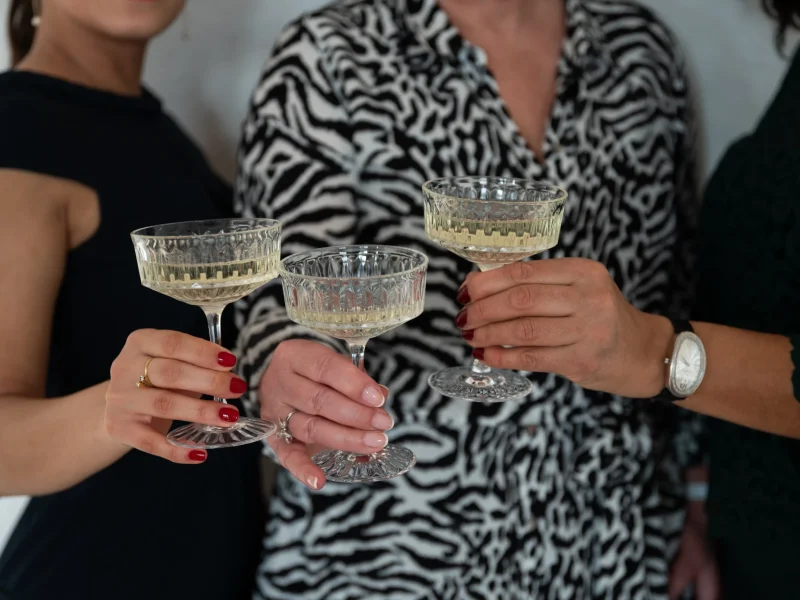 5 TIPP, hogyan élvezhetjük a pezsgőt szilveszterkor, másnaposság nélkül-5