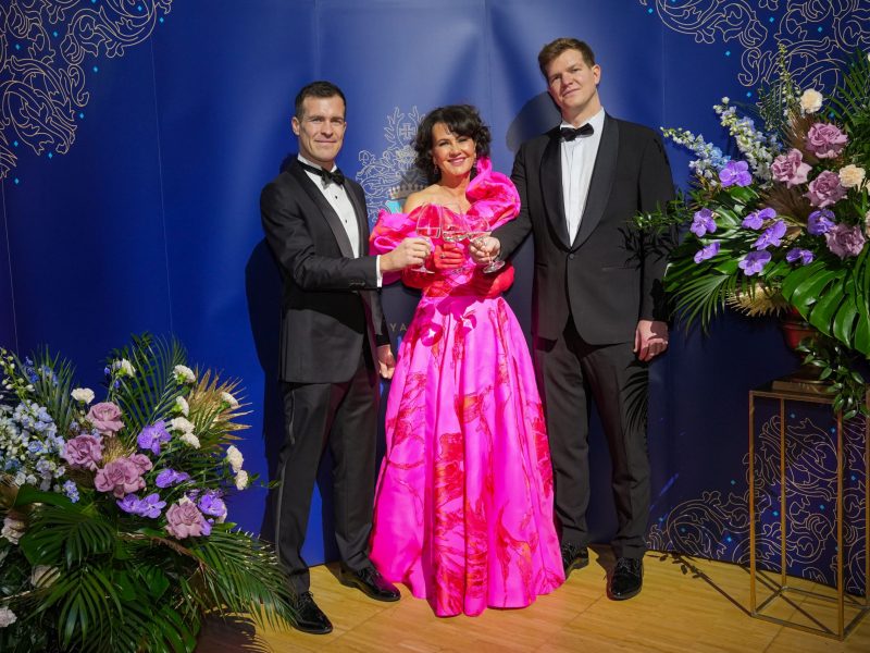 I. Gróf Zichy Anna Jótékonysági Bál – összefoglaló-03